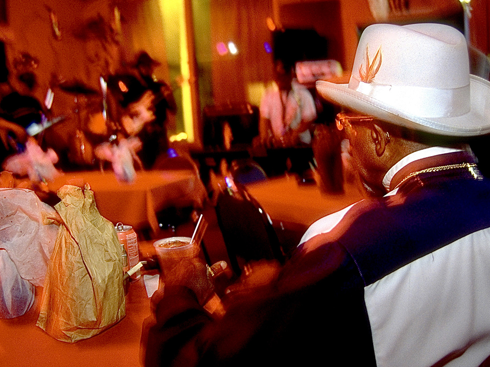 /Etta's%20Lounge